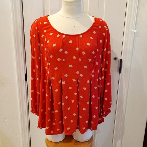 Torrid blouse red white summer 00 plus size - Picture 1 of 8